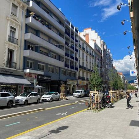 Le Zen Appartement Balneo Grenoble Ngoại thất bức ảnh